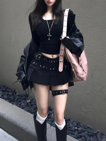 Black High Street Gothic Rivet Mini Skirt Woman Y2K Style Korean Fashion Aesthetic Skirts Elegant Retro A-line Denim Outfit 2025