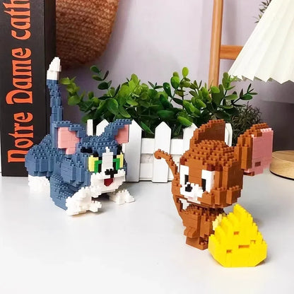 Funny Tom And Jerry Micro Building Blocks Cheese Cat and Mouse Assembly 3D Model Anime Mini Brick Figure Toy For Christmas Gift