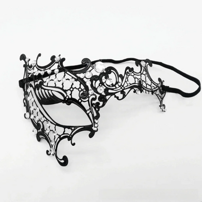 Black Gold Skull Metal Mask Halloween Rhinestone Half Face Venetian Masquerade Men White Women Skull Party Mask