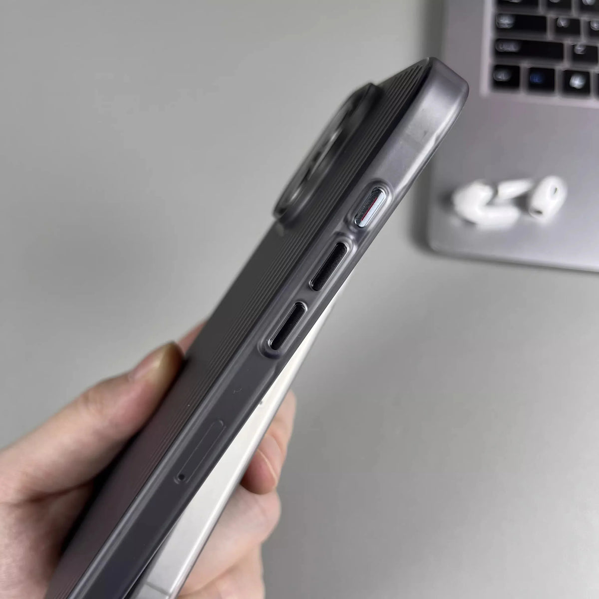 Natural Titanium Grating Stripe Pattern Phone Case for iPhone 16 14 15 13 Pro Max Plus Metal Button Shockproof Hard Armor Cover