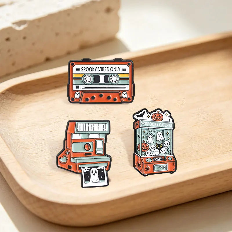 Retro Ghost Claw Machine Enamel Pin Vintage Cassette Camera Spooky Vibes Only Halloween Brooches Lapel Badge Jewelry Gifts