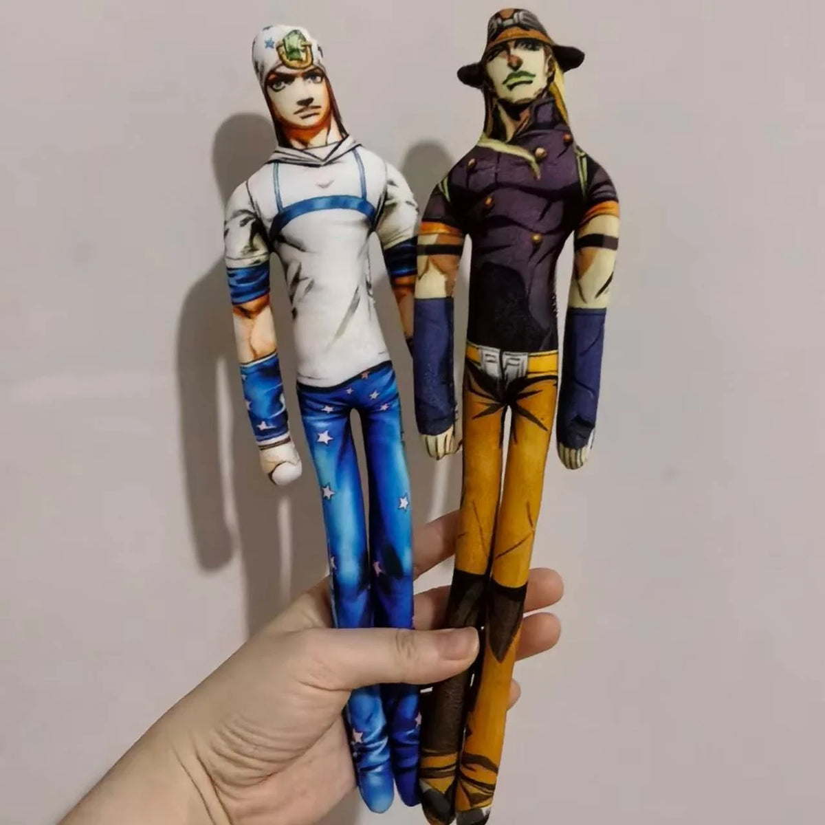 28cmJoJo Jotaro Kujo Joseph Joestar Gyro Zeppeli Johnny Joestar Stuffed Doll Abstract Wire Skeleton Cosplay Fans Collection Gift