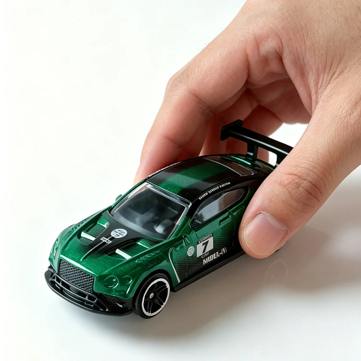 1:64 scale toy car, boys' metal die-cast car, collectible mini GT car model, Christmas and Halloween gift 2.95*1.18*0.79 inches