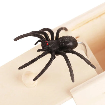 Simulation Spider With Wooden Box Kids Favors Tricky Prank Joke Toy Haunted House Horror Props Halloween Party Decor Supplies