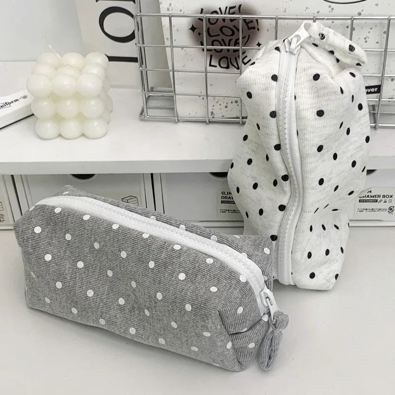 Portable Fabric Pencil Bag for Students Ins Korean Style Dot Pencil Case Large Capacity Fashion Stationery Organizer Makeup Bag