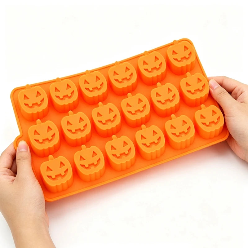 Silicone Mold for Cake Biscuits Candy Pumpkin Ghost Halloween Decor Skull Bat Spider Trick Or Treat Halloween Party Supplies